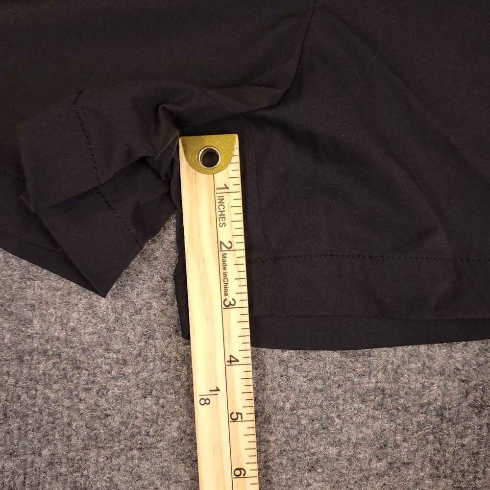 Southern Tide Size 10 black shorts with pockets Performance - Picture 7 of 8